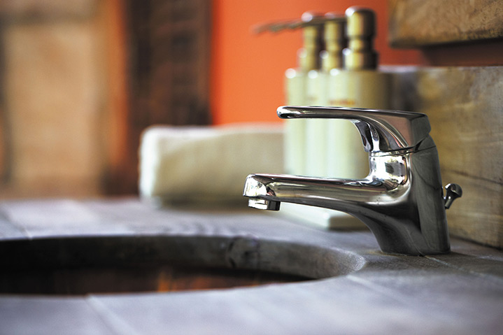 A2B Plumbers are able to fix any leaking taps you may have in Tadworth. 